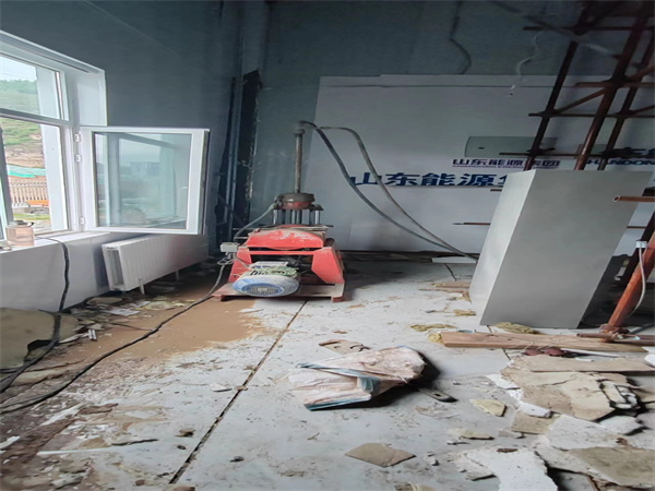 渝水地基基础下沉墙体裂缝加固注浆顶升施工